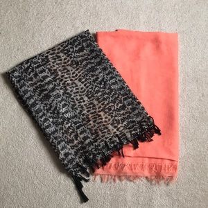 NWOT Dynamite Coral Scarf duo